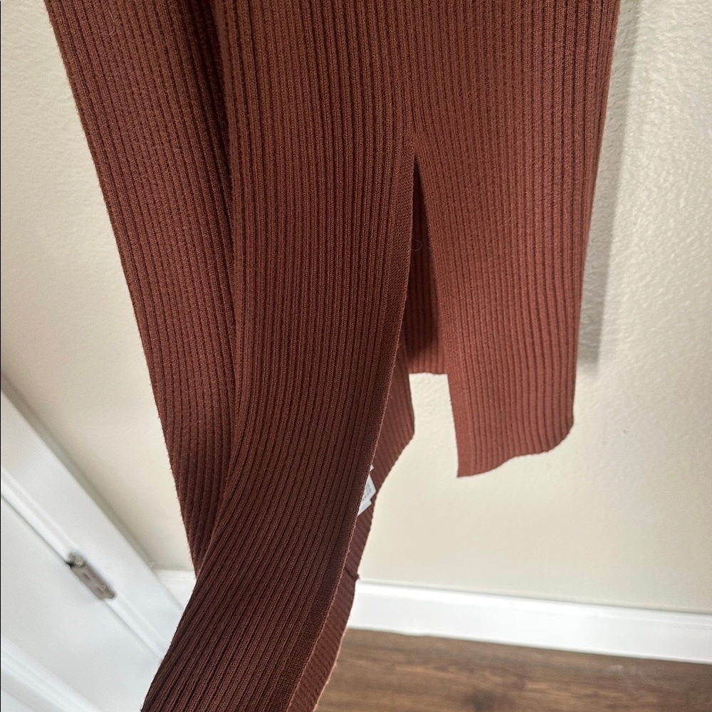 Abercrombie & Fitch Midi Sweater Dress - Picture 4 of 4